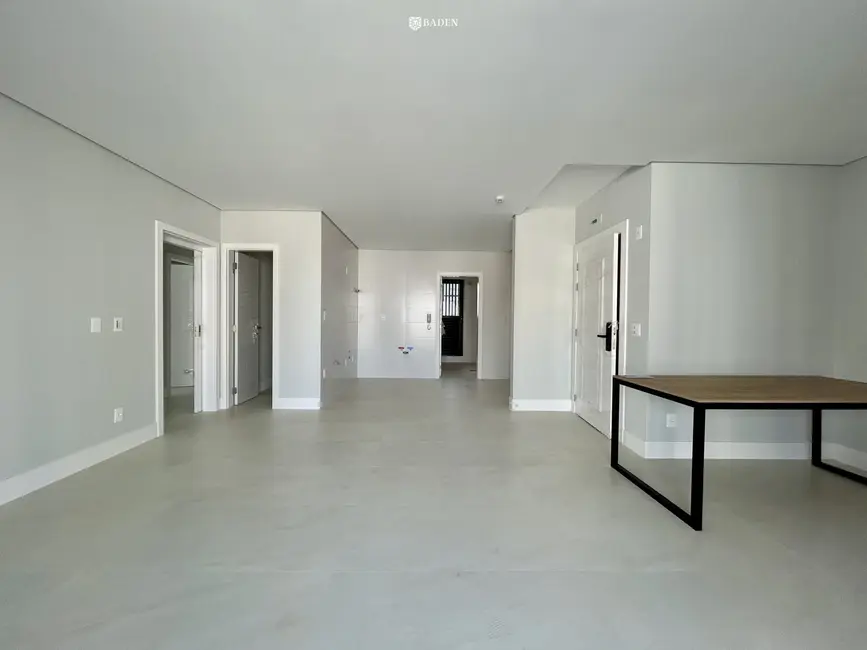 Foto 8 de Apartamento com 4 quartos à venda, 137m2 em Centro, Balneario Camboriu - SC