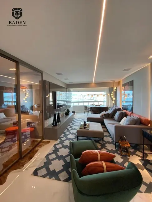 Foto 4 de Apartamento com 3 quartos à venda, 133m2 em Centro, Balneario Camboriu - SC