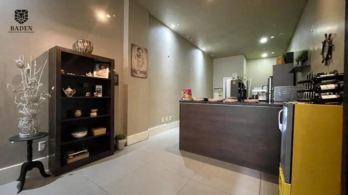 Foto 7 de Loja com 1 quarto à venda, 70m2 em Pioneiros, Balneario Camboriu - SC