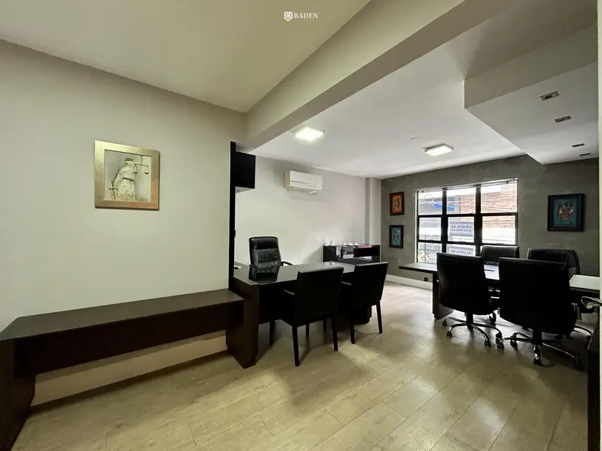 Foto 4 de Sala Comercial com 3 quartos à venda, 124m2 em Centro, Balneario Camboriu - SC