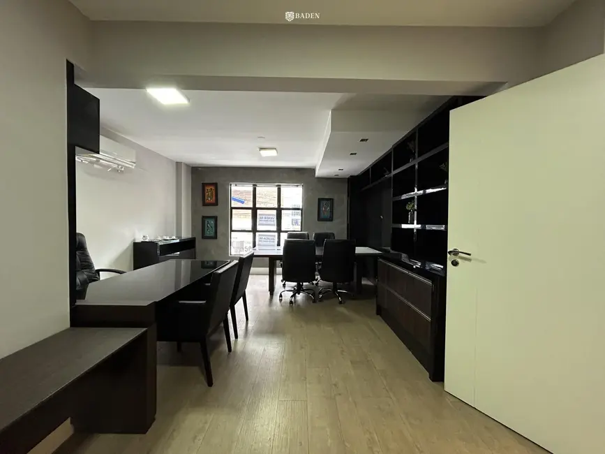 Foto 6 de Sala Comercial com 3 quartos à venda, 124m2 em Centro, Balneario Camboriu - SC