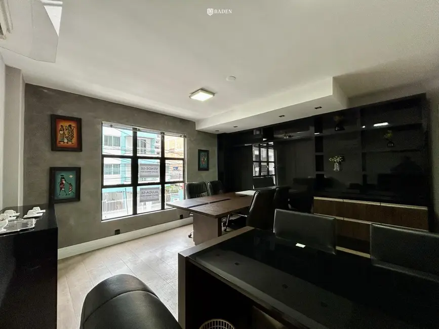 Foto 2 de Sala Comercial com 3 quartos à venda, 124m2 em Centro, Balneario Camboriu - SC