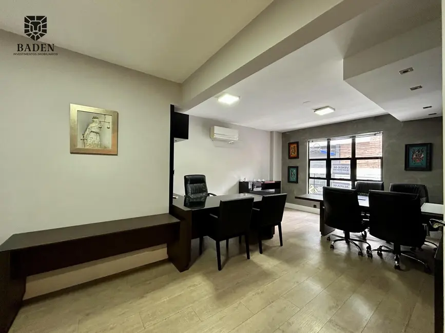 Foto 4 de Sala Comercial com 3 quartos à venda, 124m2 em Centro, Balneario Camboriu - SC