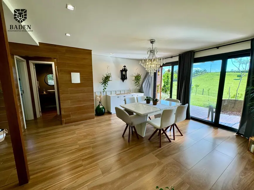 Foto 7 de Chácara com 3 quartos à venda, 190m2 em Santa Cruz Do Sul - RS