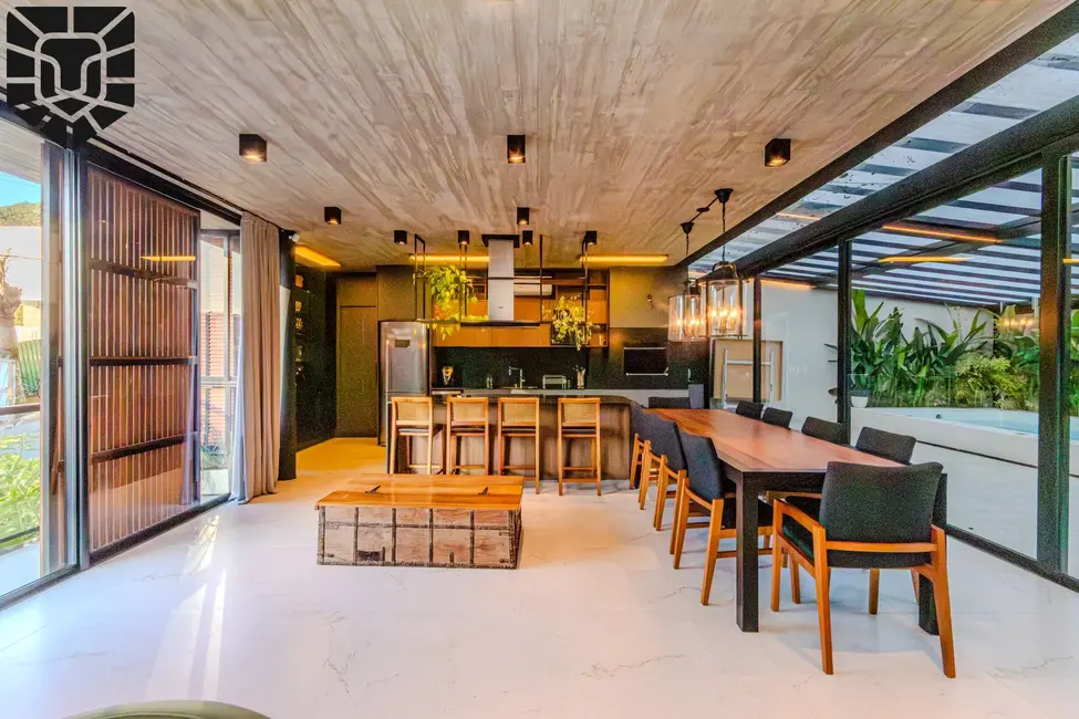 Foto 4 de Casa de Condomínio com 4 quartos à venda, 438m2 em Barra, Balneario Camboriu - SC
