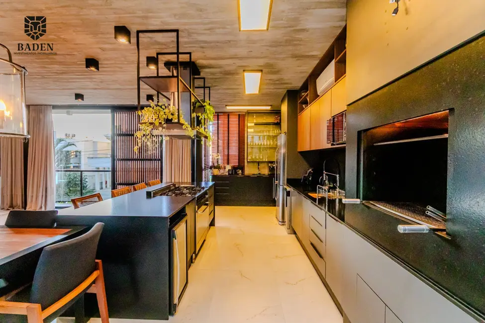Casa de Condomínio com 4 quartos à venda, 438m2 em Barra, Balneario Camboriu - SC - imagem 8 Foto 8 de Casa de Condomínio com 4 quartos à venda, 438m2 em Barra, Balneario Camboriu - SC