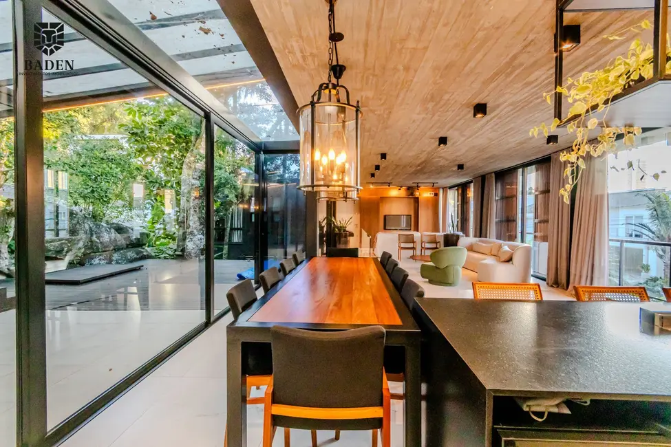 Casa de Condomínio com 4 quartos à venda, 438m2 em Barra, Balneario Camboriu - SC - imagem 9 Foto 9 de Casa de Condomínio com 4 quartos à venda, 438m2 em Barra, Balneario Camboriu - SC