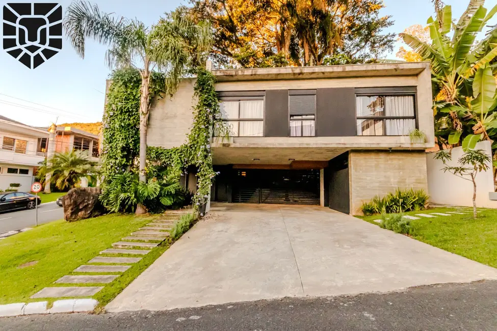 Foto 2 de Casa de Condomínio com 4 quartos à venda, 438m2 em Barra, Balneario Camboriu - SC