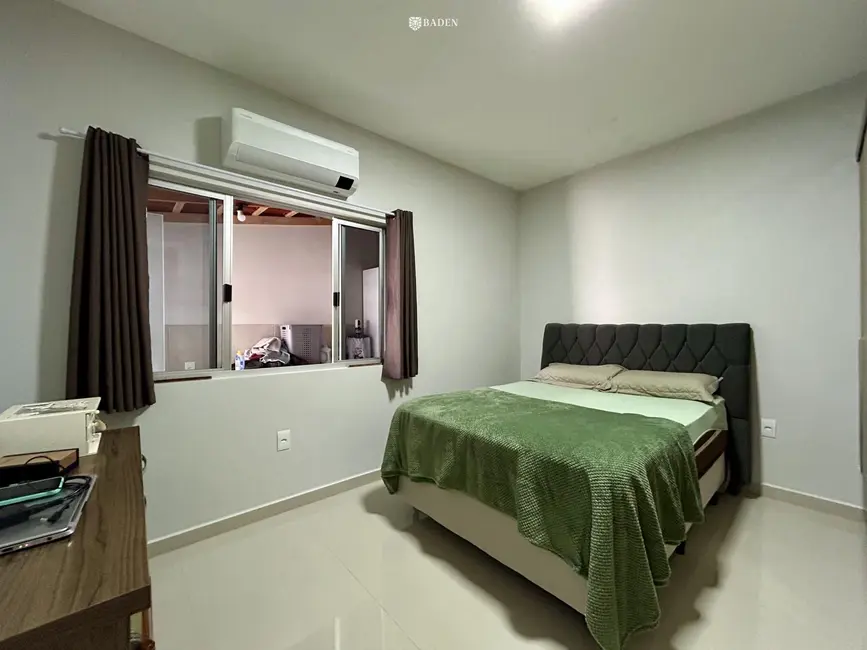 Foto 8 de Terreno / Lote à venda, 300m2 em Camboriu - SC