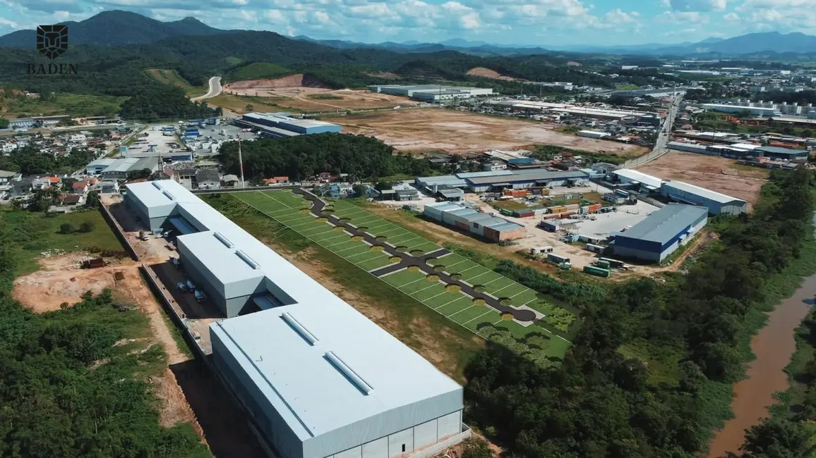 Foto 1 de Terreno / Lote à venda, 300m2 em Itaipava, Itajai - SC