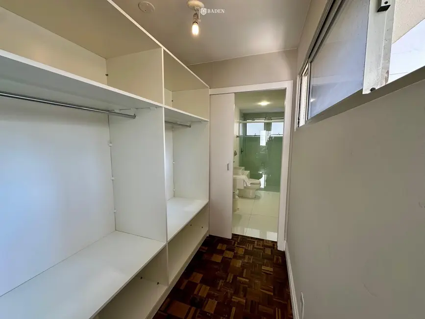 Apartamento com 3 quartos à venda, 109m2 em Balneario Camboriu - SC - imagem 6 Foto 6 de Apartamento com 3 quartos à venda, 109m2 em Balneario Camboriu - SC
