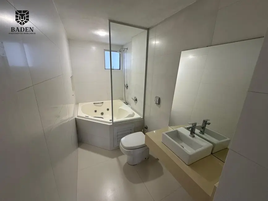 Foto 7 de Apartamento com 3 quartos à venda, 109m2 em Balneario Camboriu - SC