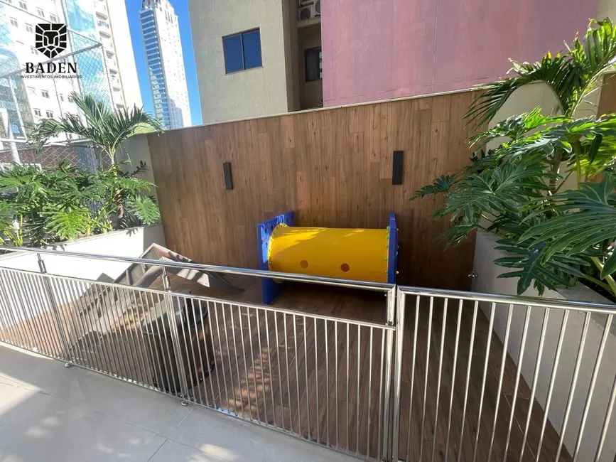 Apartamento com 3 quartos à venda, 130m2 em Centro, Balneario Camboriu - SC - imagem 9 Foto 9 de Apartamento com 3 quartos à venda, 130m2 em Centro, Balneario Camboriu - SC