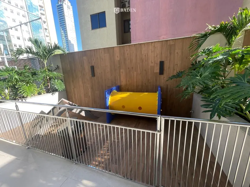 Foto 9 de Apartamento com 3 quartos à venda, 130m2 em Centro, Balneario Camboriu - SC