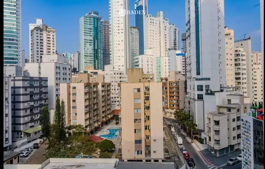 Foto 1 de Apartamento com 2 quartos à venda, 90m2 em Centro, Balneario Camboriu - SC