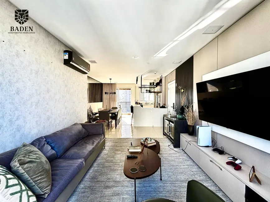 Apartamento com 3 quartos à venda, 118m2 em Centro, Balneario Camboriu - SC - imagem 2 Foto 2 de Apartamento com 3 quartos à venda, 118m2 em Centro, Balneario Camboriu - SC