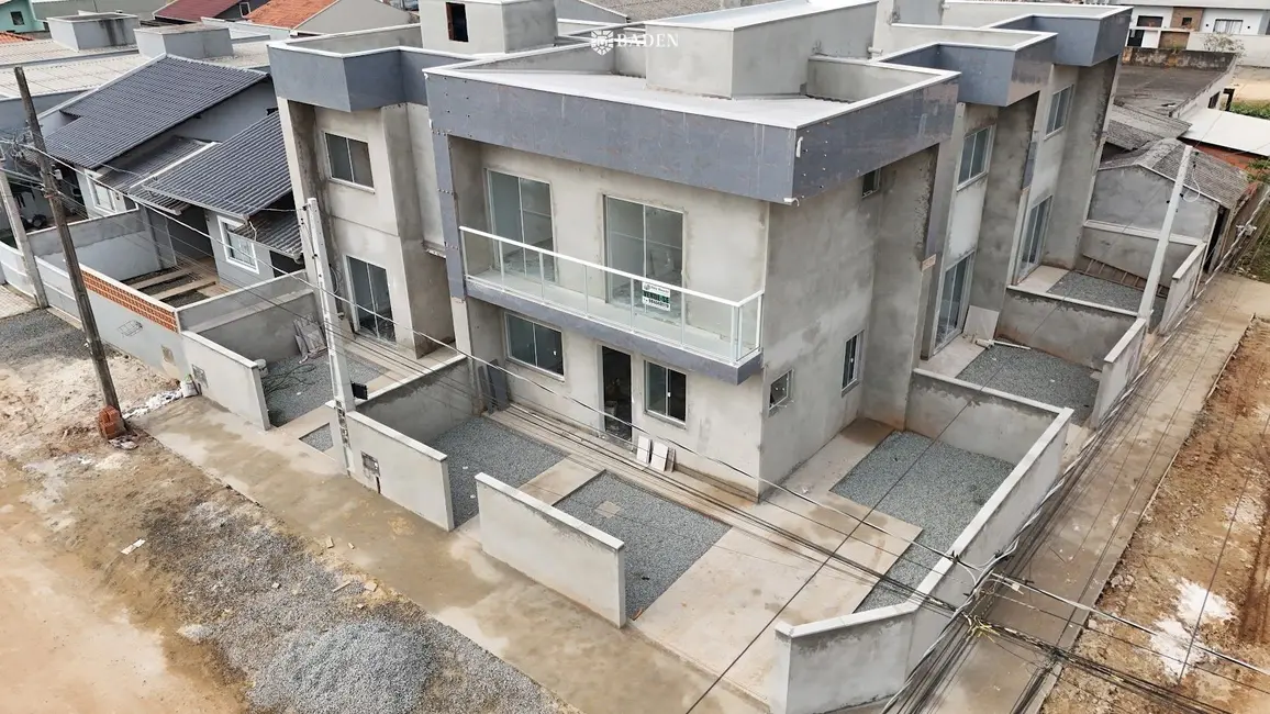 Foto 2 de Casa com 2 quartos à venda, 66m2 em Barra Velha - SC