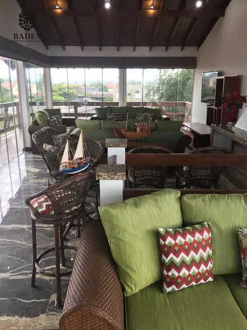 Foto 6 de Casa com 3 quartos à venda, 290m2 em Imbe - RS