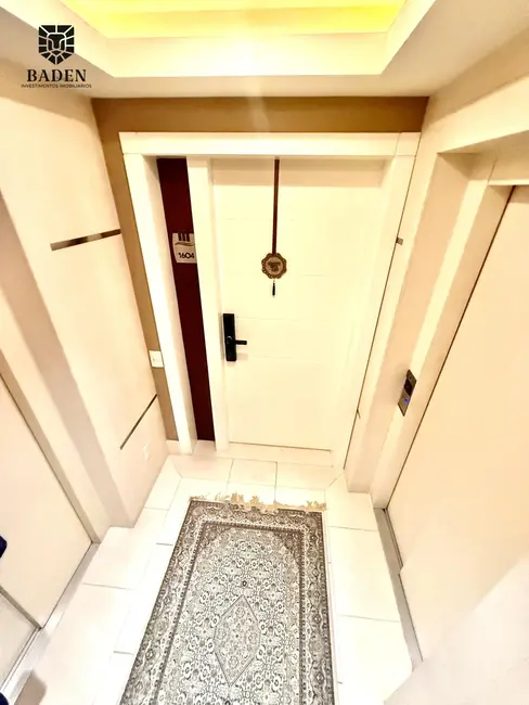 Apartamento com 4 quartos para alugar, 236m2 em Balneario Camboriu - SC - imagem 4 Foto 4 de Apartamento com 4 quartos para alugar, 236m2 em Balneario Camboriu - SC