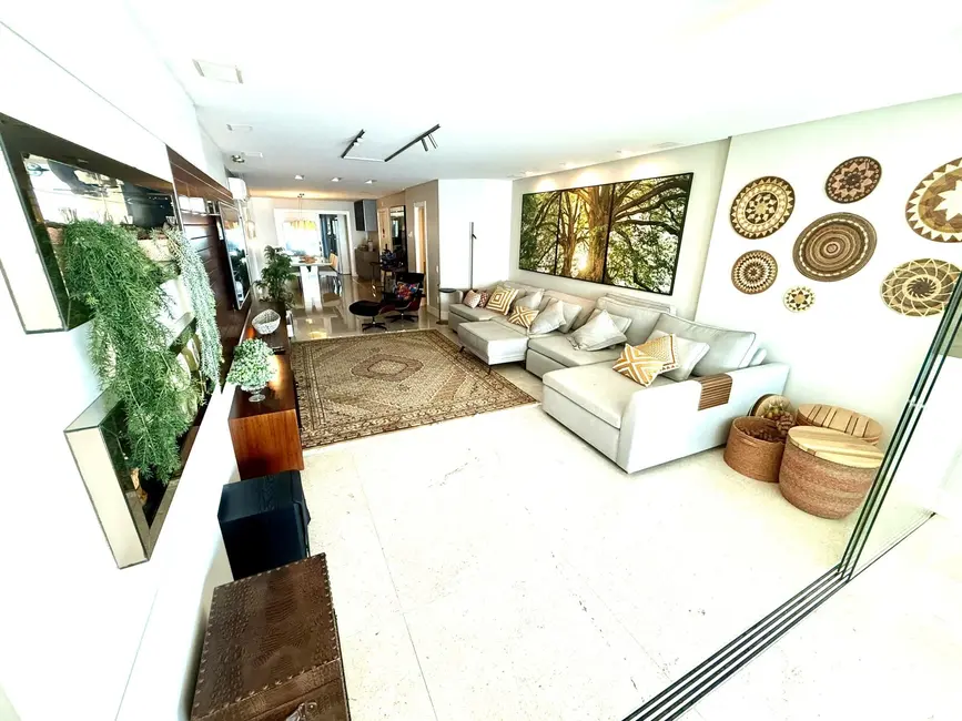 Foto 2 de Apartamento com 4 quartos para alugar, 236m2 em Balneario Camboriu - SC