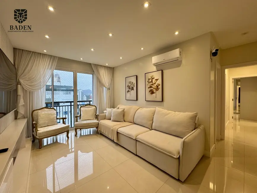 Apartamento com 3 quartos à venda, 118m2 em Centro, Balneario Camboriu - SC - imagem 1 Foto 1 de Apartamento com 3 quartos à venda, 118m2 em Centro, Balneario Camboriu - SC