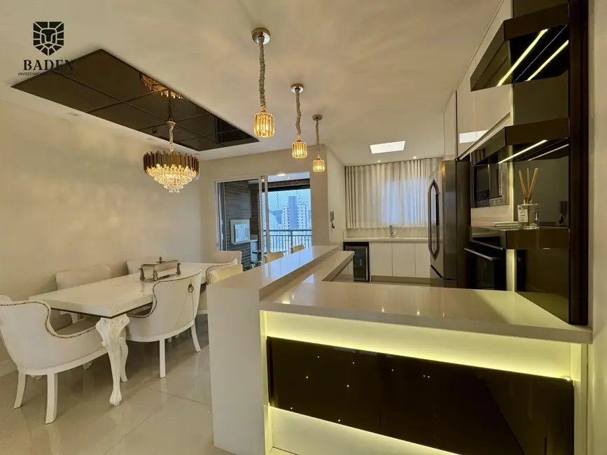 Apartamento com 3 quartos à venda, 118m2 em Centro, Balneario Camboriu - SC - imagem 9 Foto 9 de Apartamento com 3 quartos à venda, 118m2 em Centro, Balneario Camboriu - SC