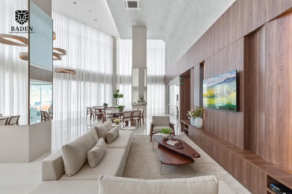 Foto 2 de Apartamento com 3 quartos à venda, 151m2 em Pioneiros, Balneario Camboriu - SC