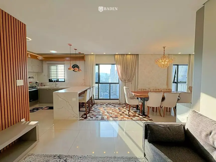 Foto 5 de Apartamento com 4 quartos à venda, 138m2 em Centro, Balneario Camboriu - SC
