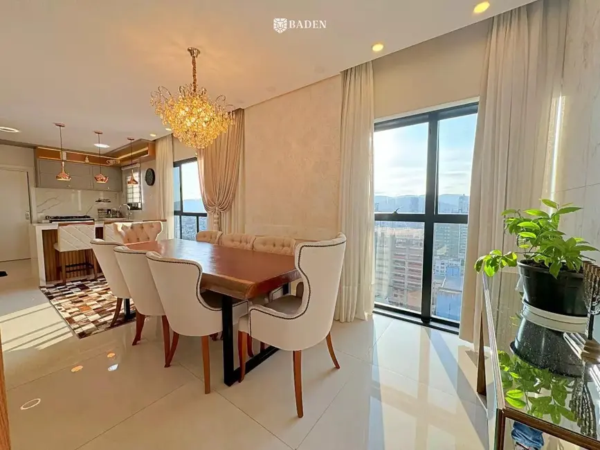 Foto 6 de Apartamento com 4 quartos à venda, 138m2 em Centro, Balneario Camboriu - SC