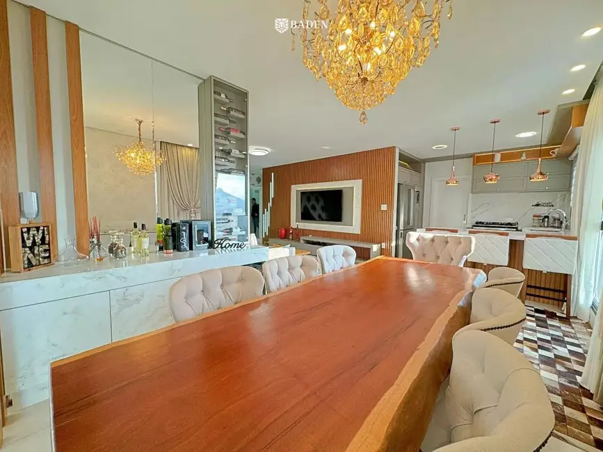 Foto 2 de Apartamento com 4 quartos à venda, 138m2 em Centro, Balneario Camboriu - SC