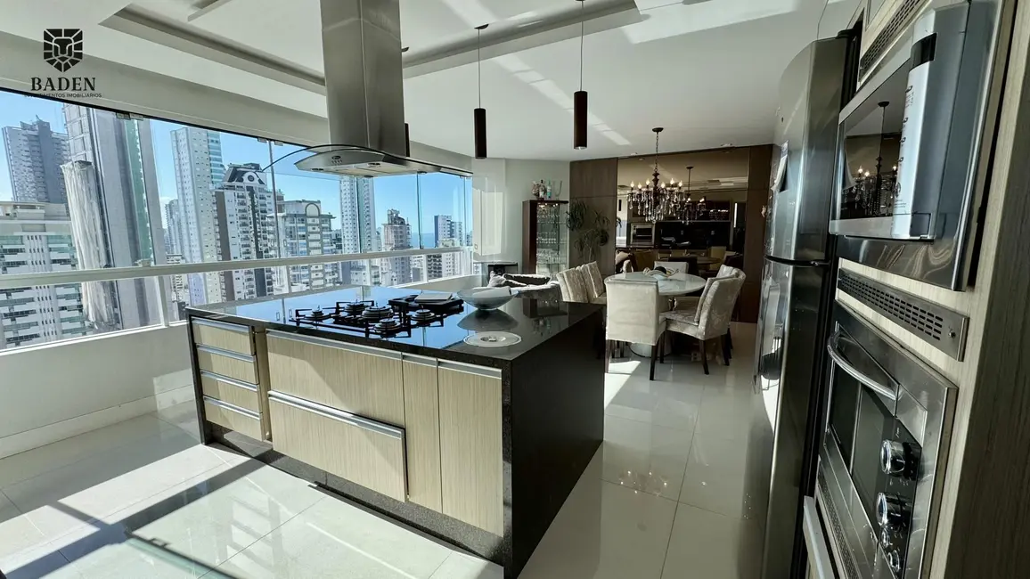 Apartamento com 3 quartos à venda, 130m2 em Centro, Balneario Camboriu - SC - imagem 6 Foto 6 de Apartamento com 3 quartos à venda, 130m2 em Centro, Balneario Camboriu - SC