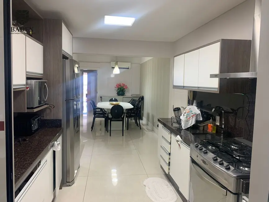 Apartamento com 3 quartos à venda, 170m2 em Balneario Camboriu - SC - imagem 7 Foto 7 de Apartamento com 3 quartos à venda, 170m2 em Balneario Camboriu - SC