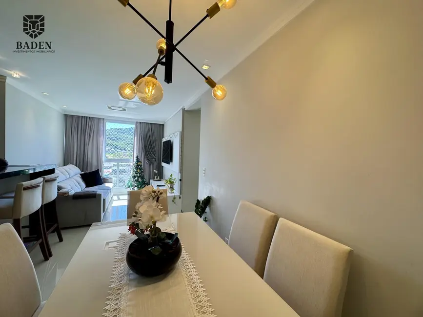Foto 6 de Apartamento com 2 quartos à venda, 67m2 em Balneario Camboriu - SC