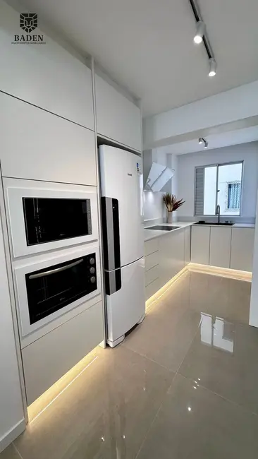 Apartamento com 3 quartos à venda, 106m2 em Centro, Balneario Camboriu - SC - imagem 9 Foto 9 de Apartamento com 3 quartos à venda, 106m2 em Centro, Balneario Camboriu - SC