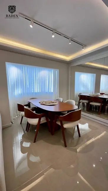 Apartamento com 3 quartos à venda, 106m2 em Centro, Balneario Camboriu - SC - imagem 7 Foto 7 de Apartamento com 3 quartos à venda, 106m2 em Centro, Balneario Camboriu - SC