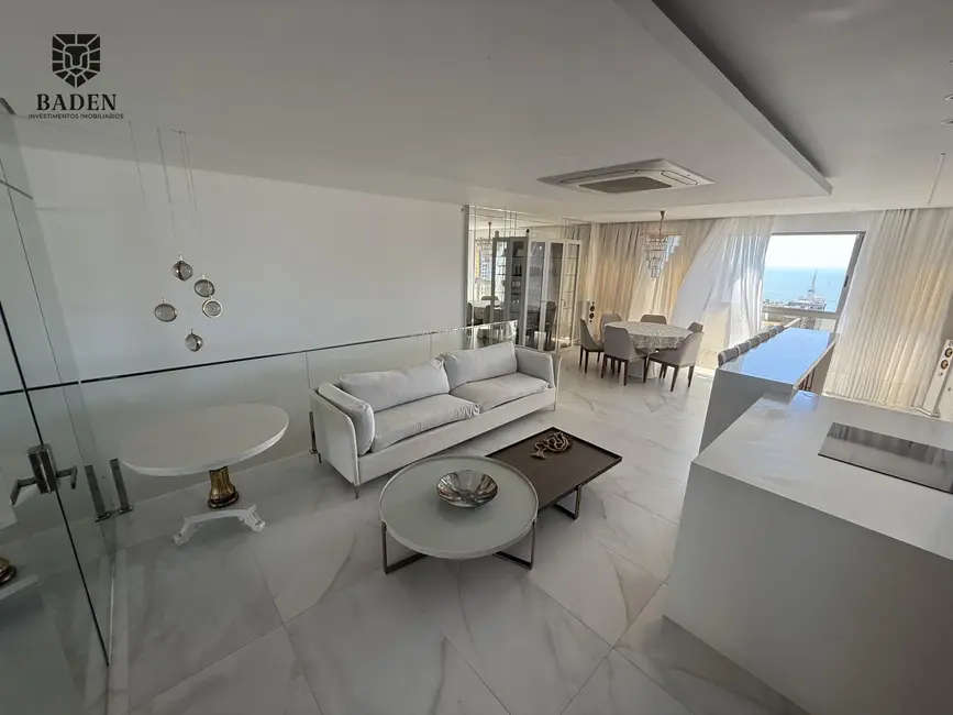 Apartamento com 5 quartos à venda, 222m2 em Centro, Balneario Camboriu - SC - imagem 2 Foto 2 de Apartamento com 5 quartos à venda, 222m2 em Centro, Balneario Camboriu - SC