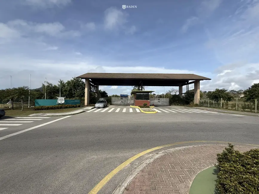 Foto 1 de Terreno / Lote à venda, 807m2 em Ingleses do Rio Vermelho, Florianopolis - SC