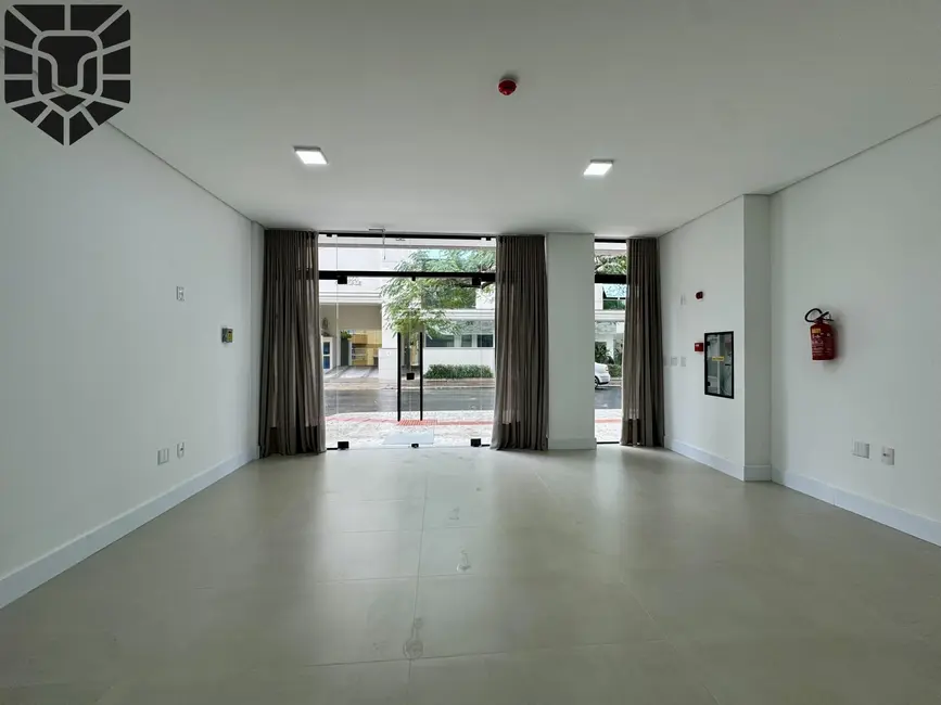 Foto 4 de Sala Comercial com 1 quarto para alugar, 146m2 em Centro, Balneario Camboriu - SC