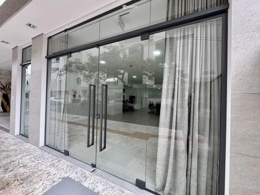 Foto 1 de Sala Comercial com 1 quarto para alugar, 146m2 em Centro, Balneario Camboriu - SC