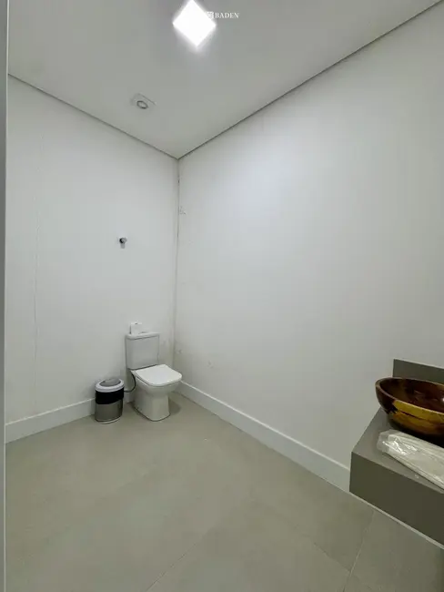 Foto 9 de Sala Comercial com 1 quarto para alugar, 146m2 em Centro, Balneario Camboriu - SC