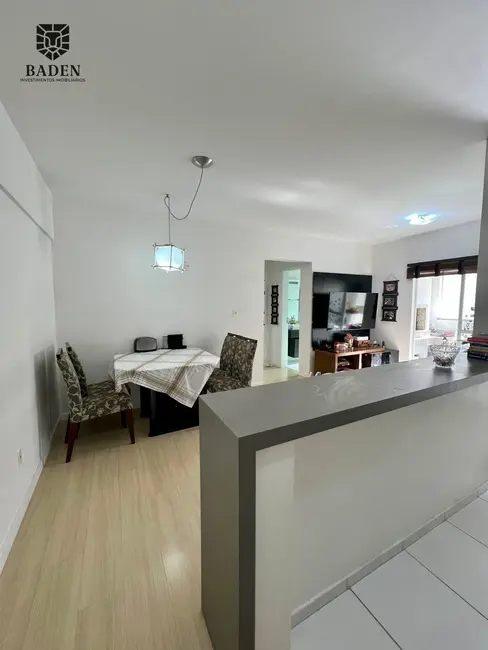 Foto 7 de Apartamento com 2 quartos à venda, 64m2 em Camboriu - SC