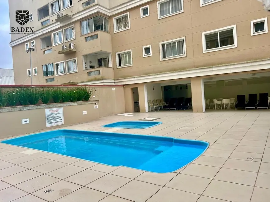 Foto 1 de Apartamento com 2 quartos à venda, 64m2 em Camboriu - SC