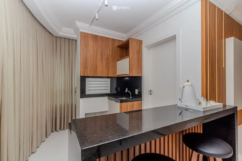 Apartamento com 3 quartos à venda, 110m2 em Centro, Balneario Camboriu - SC - imagem 2 Foto 2 de Apartamento com 3 quartos à venda, 110m2 em Centro, Balneario Camboriu - SC