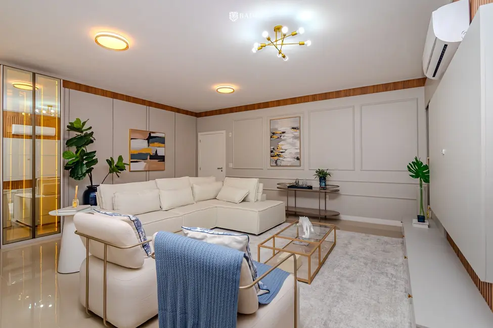 Foto 4 de Apartamento com 3 quartos à venda, 135m2 em Centro, Balneario Camboriu - SC