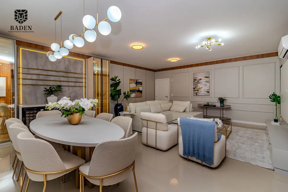 Foto 2 de Apartamento com 3 quartos à venda, 135m2 em Centro, Balneario Camboriu - SC