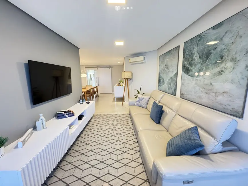 Foto 6 de Apartamento com 3 quartos à venda, 177m2 em Balneario Camboriu - SC