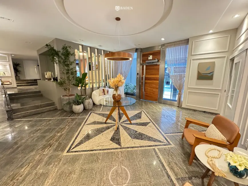 Foto 2 de Apartamento com 3 quartos à venda, 177m2 em Balneario Camboriu - SC