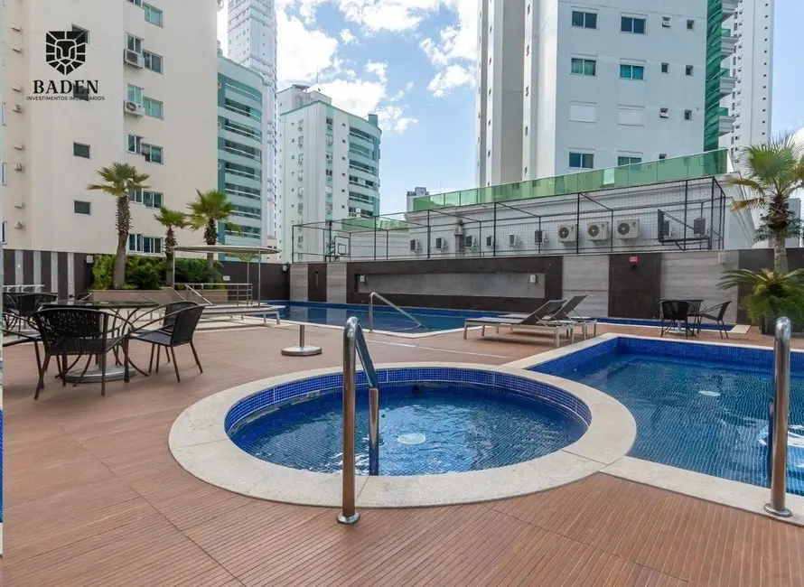 Apartamento com 4 quartos à venda, 285m2 em Centro, Balneario Camboriu - SC - imagem 3 Foto 3 de Apartamento com 4 quartos à venda, 285m2 em Centro, Balneario Camboriu - SC