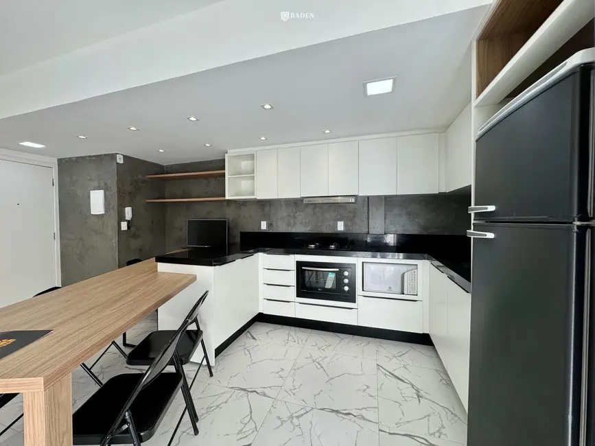 Foto 4 de Apartamento com 2 quartos à venda, 105m2 em Centro, Balneario Camboriu - SC