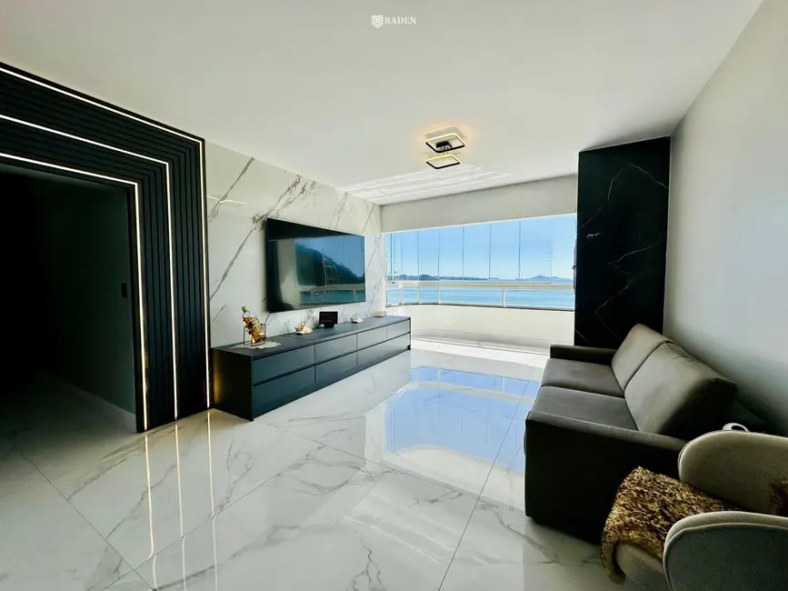 Foto 7 de Apartamento com 4 quartos à venda, 140m2 em Balneario Camboriu - SC